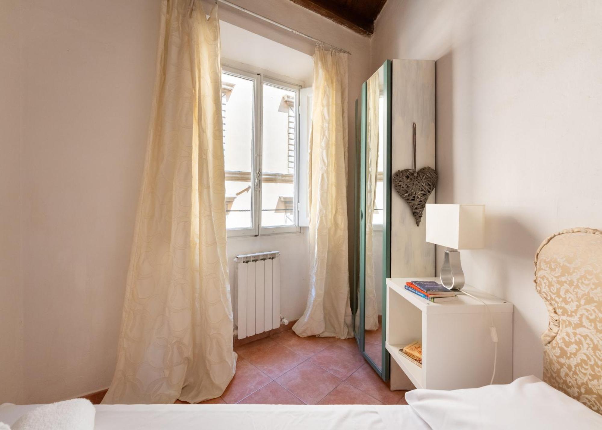 Keys Of Italy - Vigna 1 Anastasia - One Bedroom In Center Apartment *